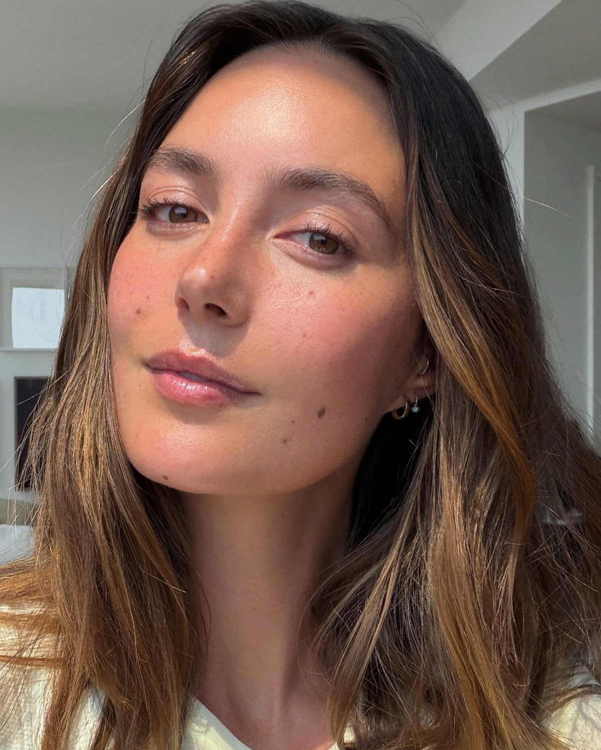 L’Essentiel Lip & Skin Ritual - Image 6 of 11
